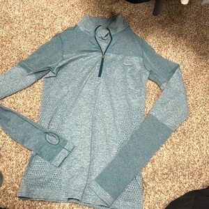 Nike running quarter zip size small